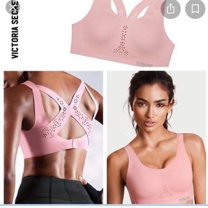 NWT Victoria Sport Angel Max Bra